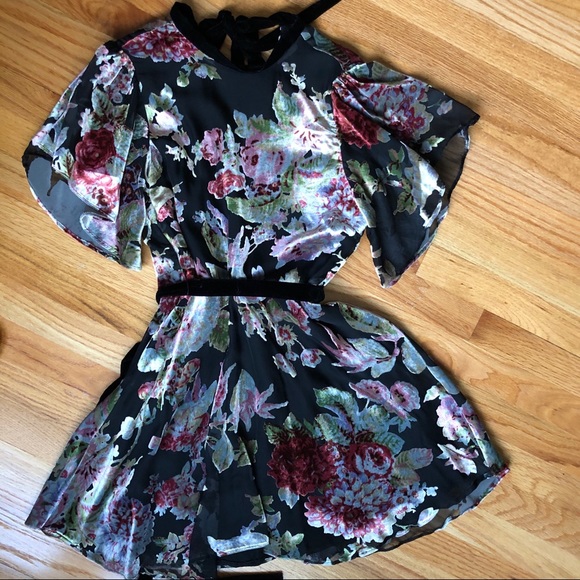 Floral Velvet Flutter Sleeve Dress - Picture 1 of 4